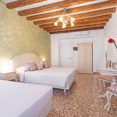 فندق Residenza San Silvestro البندقية المظهر الخارجي الصورة
